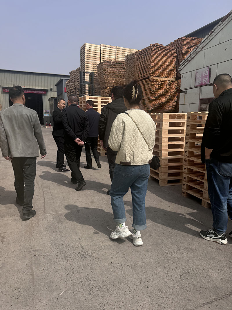 內(nèi)蒙古 XX 物流有限公司（張經(jīng)理、王工程師）?